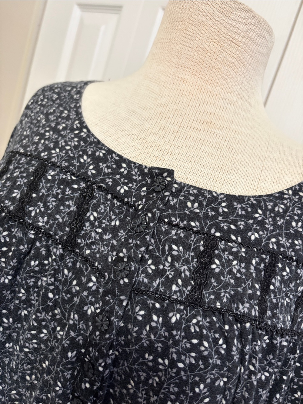 Croft and Barrow Black Floral Print Pullover Midi Cotton Nightgown Size 3X - Picture 5 of 15